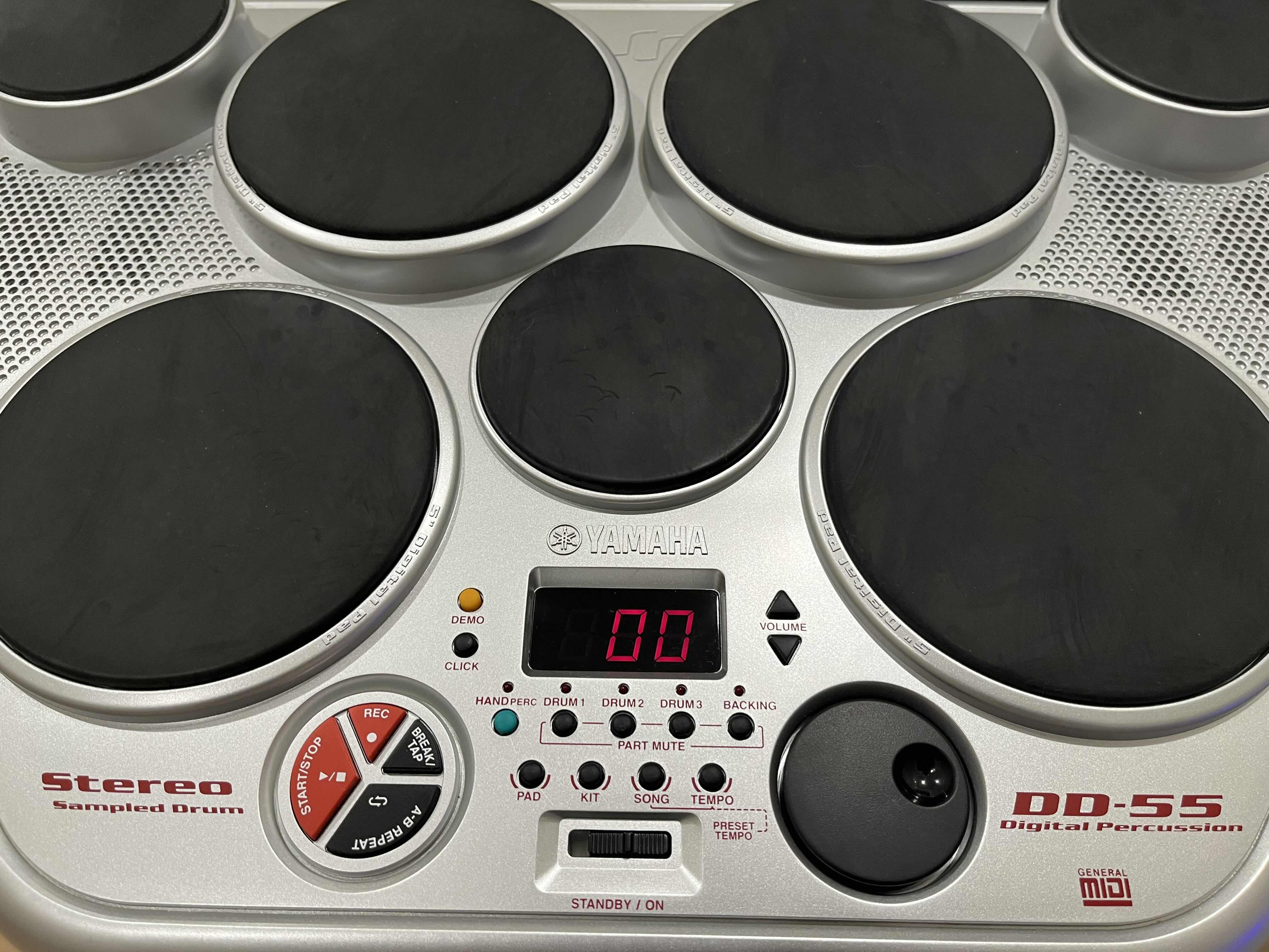 Photo 1 of YAMAHA ELECTRIC 7-PAD DIGITAL PERCUSSION STEREO SAMPLED DRUM SET DD-55 W CAM RECANATI QUIK LOK DRUM STAND