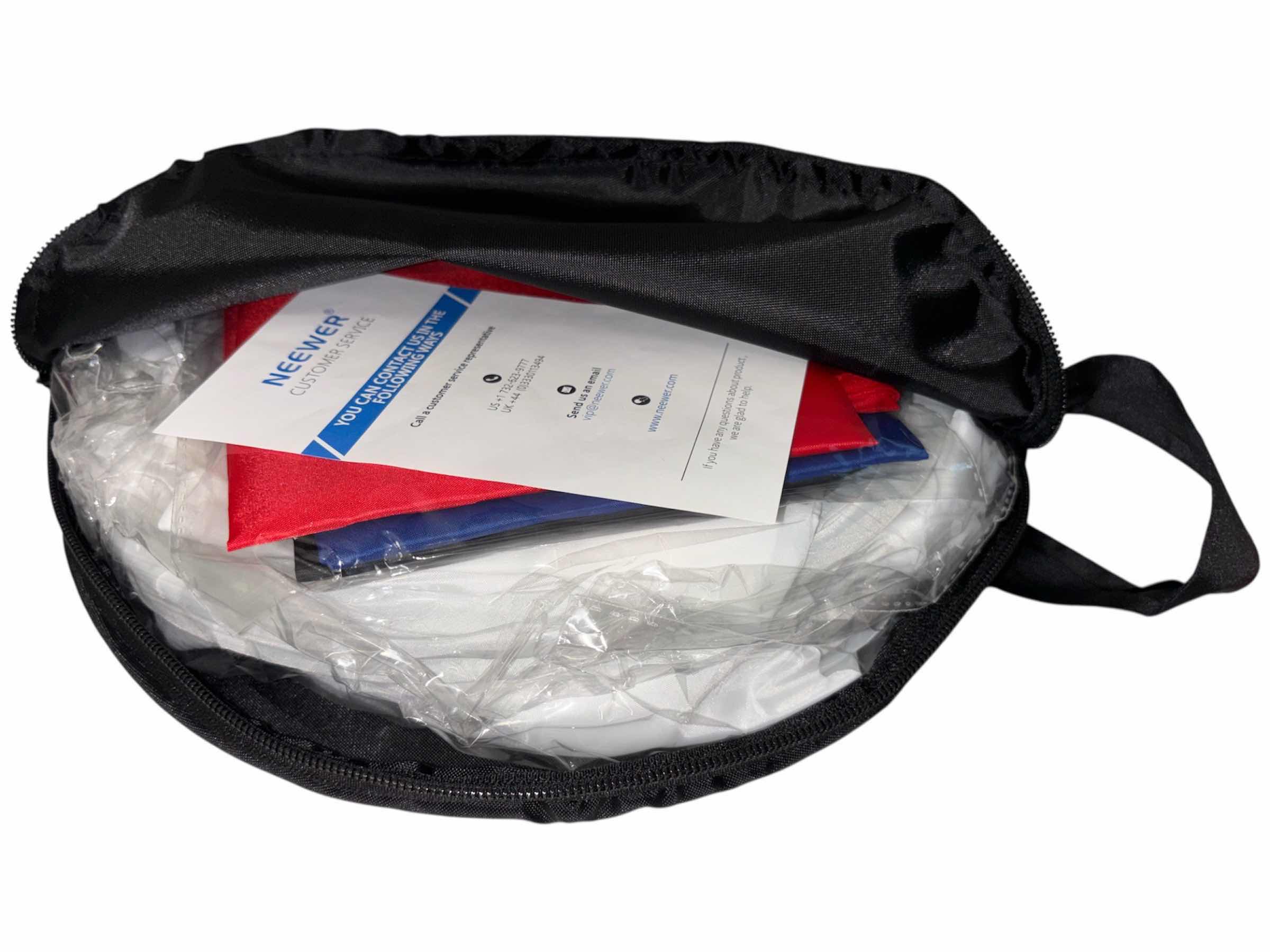Photo 1 of NEEWER PHOTO STUDIO SHOOTING TENT LIGHT CUBE DIFFUSION SOFT BOX KIT W 4 BACKDROP COLORS IN ZIPPER CASE 24”x 24”