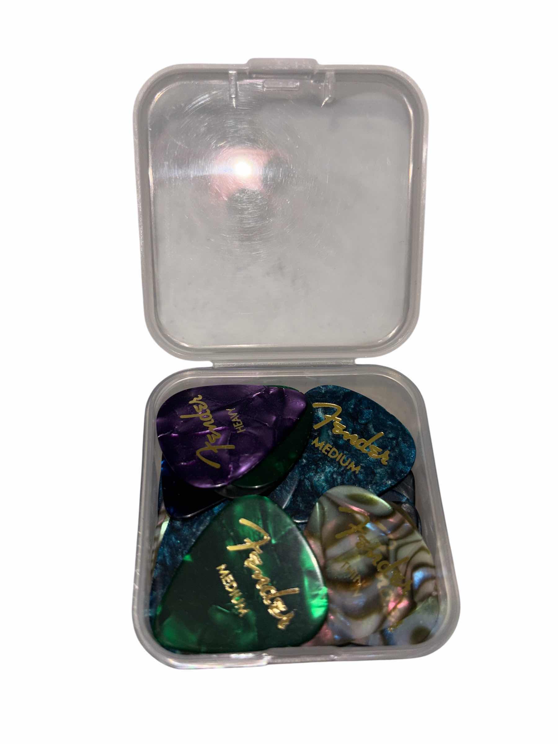 Photo 1 of FENDER GUITAR PICKS IN CONTAINER, QTY: 36