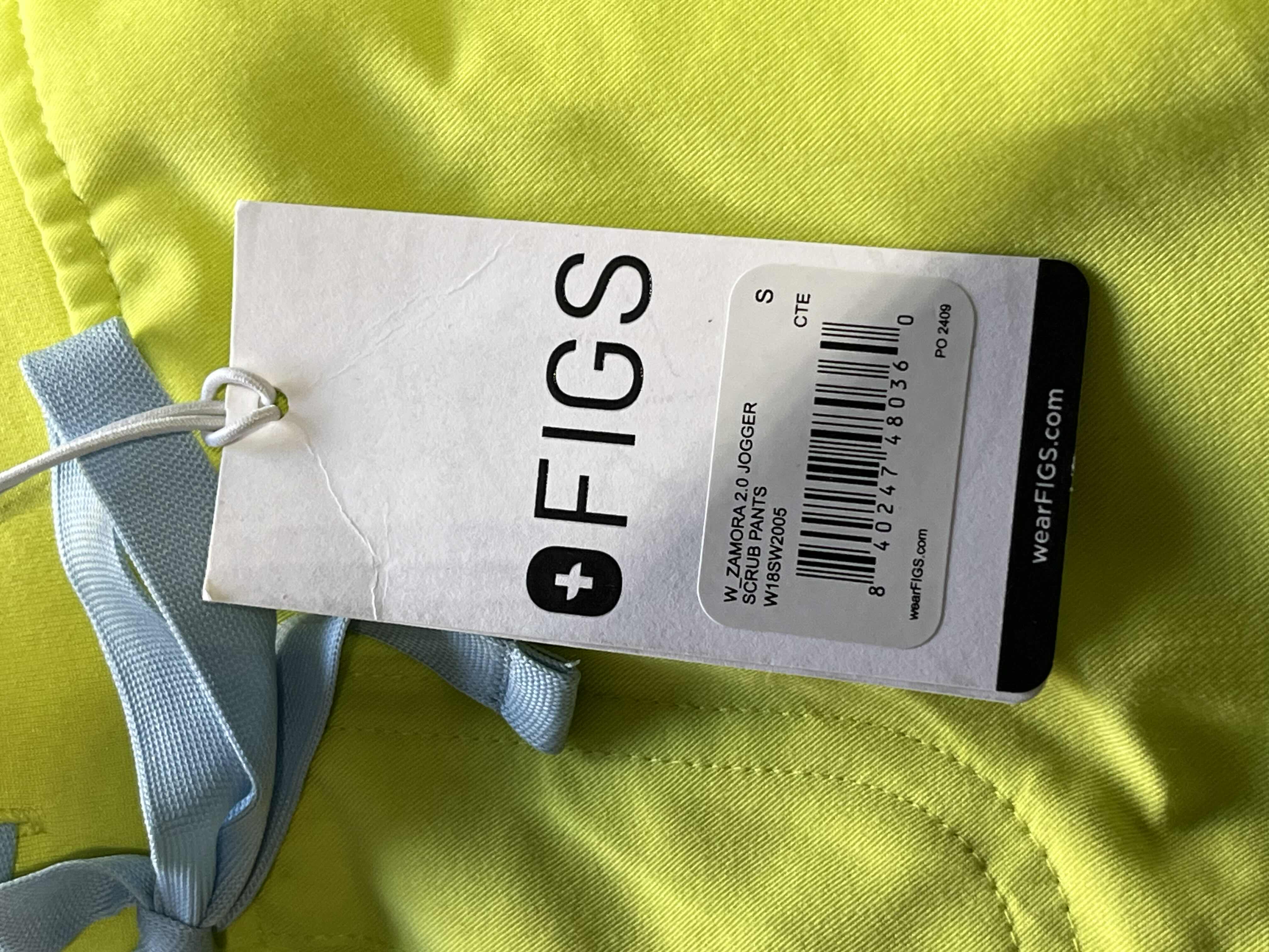 Photo 1 of NEW FIGS ZAMORA 2.0 BRIGHT YELLOW JOGGER SCRUB PANTS WOMEN’S SIZE S
