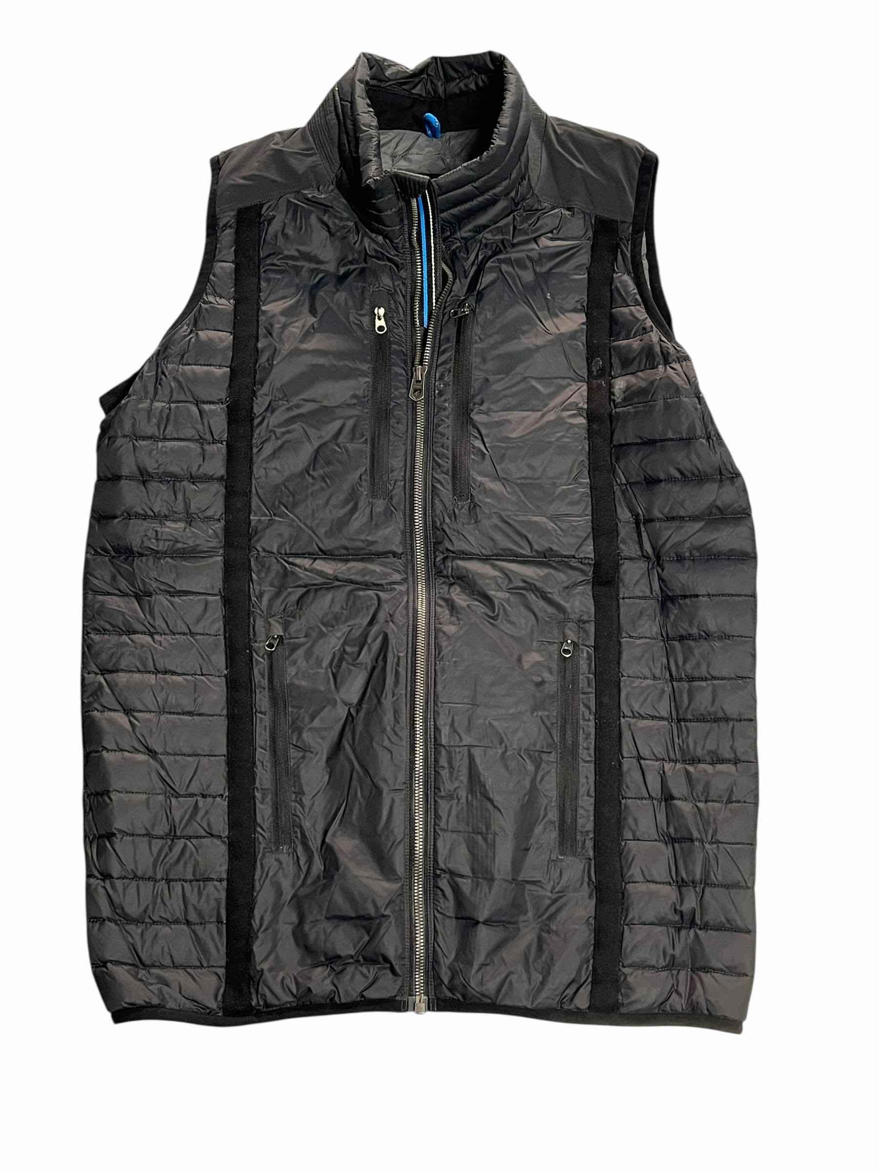 Photo 1 of KUHL DARK GREY QUILTED VEST MEN’S SIZE S