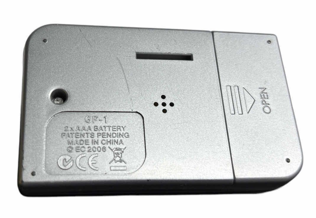 Photo 1 of GUITAR PROFESSOR QWIK TUNE, TUNER/CHORD FINDER/PITCH PIPE (GP-1)