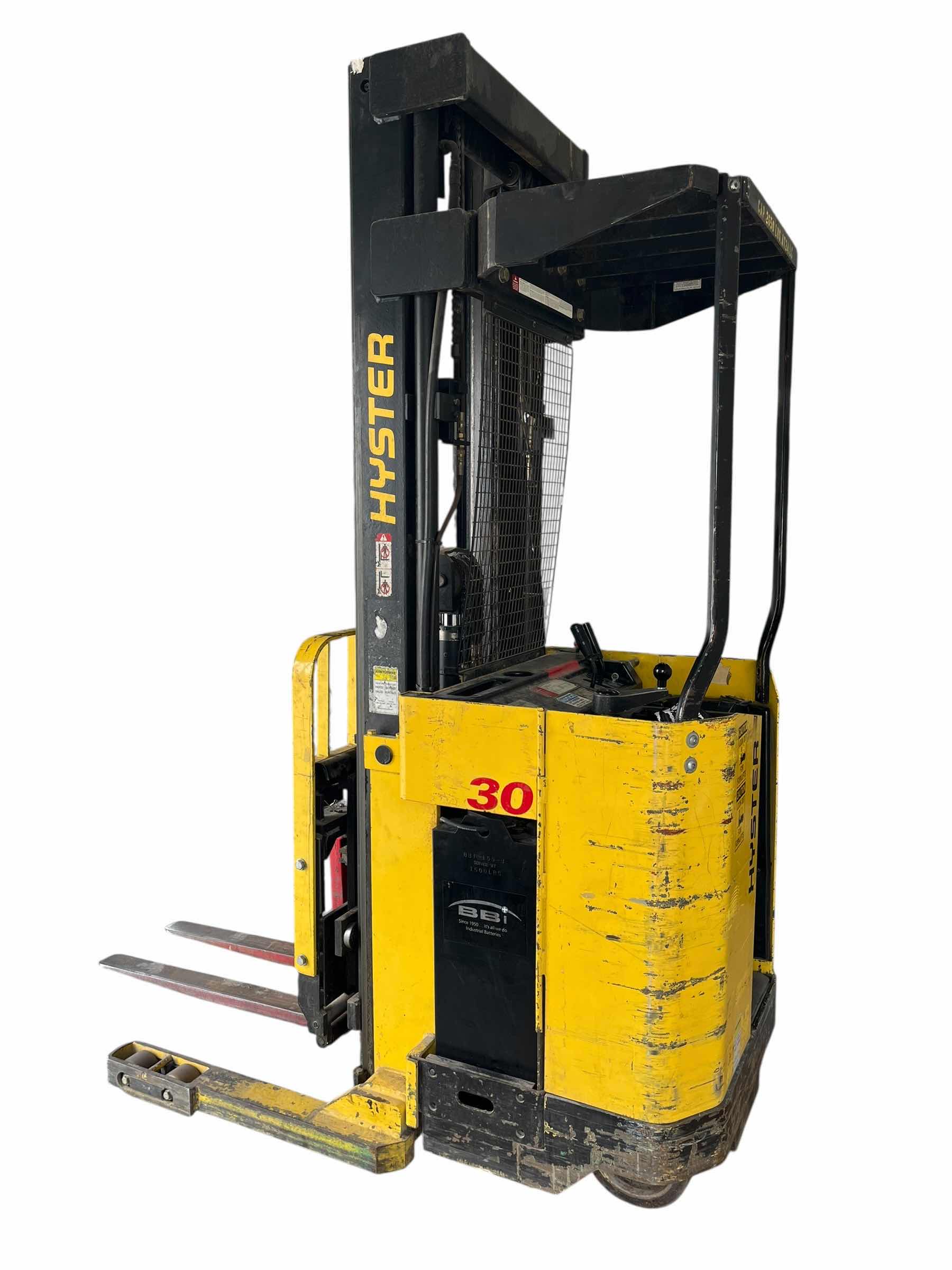 Photo 1 of HYSTER ELECTRIC LIFT TRUCK FORKLIFT PICKER N30 YR1995 W EXIDE LOADHOG 240V CHARGER LH1-12-850 (READ NOTES)