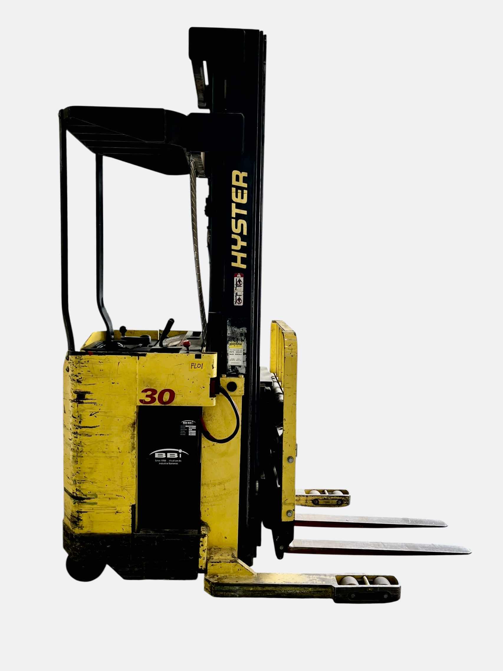 Photo 1 of HYSTER ELECTRIC LIFT TRUCK FORKLIFT PICKER N30 YR1995 W EXIDE LOADHOG 240V CHARGER LH1-12-850 (READ NOTES)