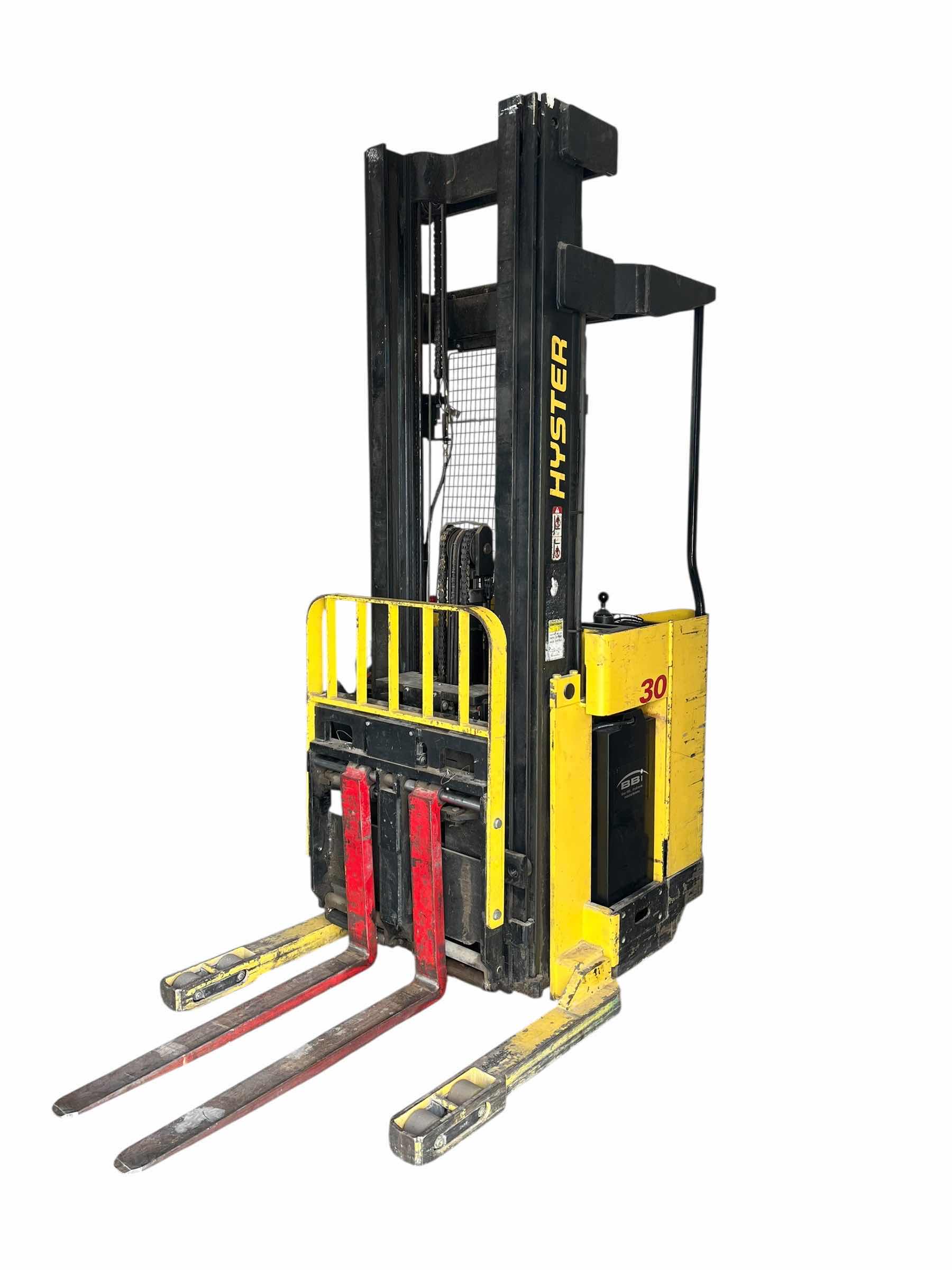 Photo 1 of HYSTER ELECTRIC LIFT TRUCK FORKLIFT PICKER N30 YR1995 W EXIDE LOADHOG 240V CHARGER LH1-12-850 (READ NOTES)