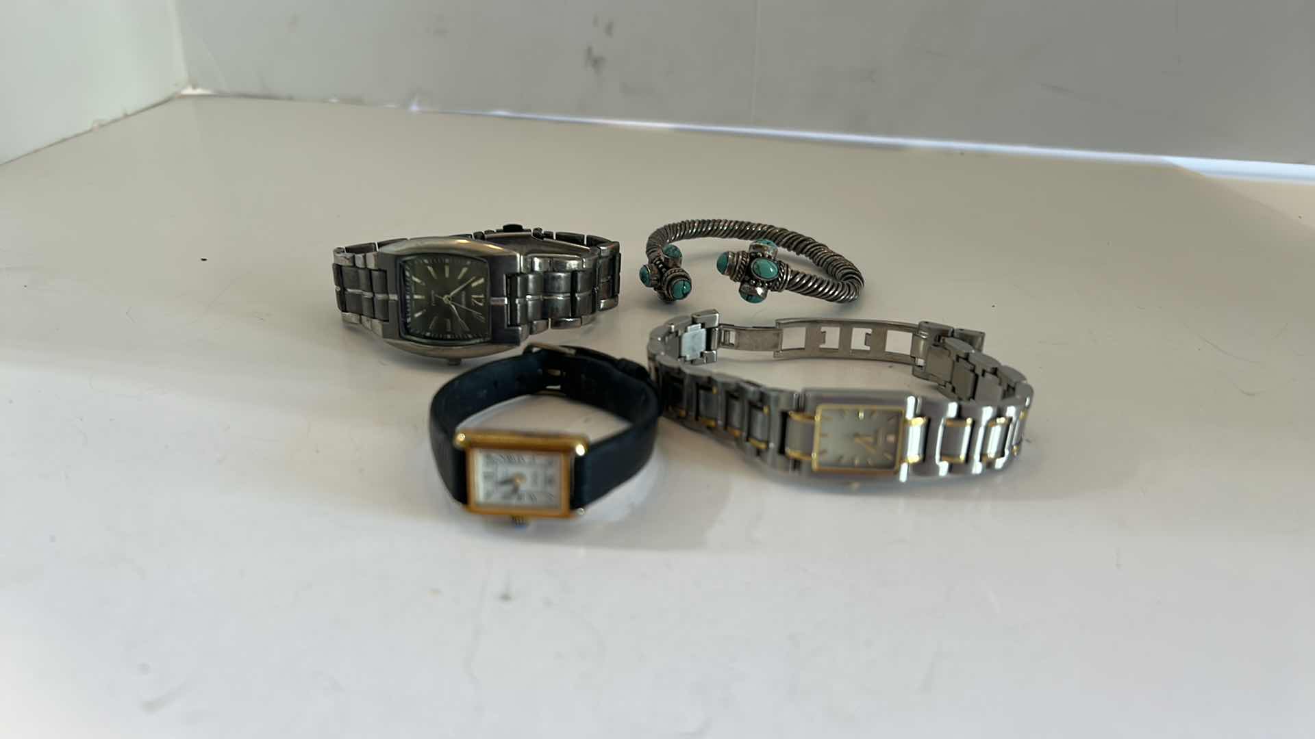 Photo 7 of 3 WATCHES AND ONE BRACELET