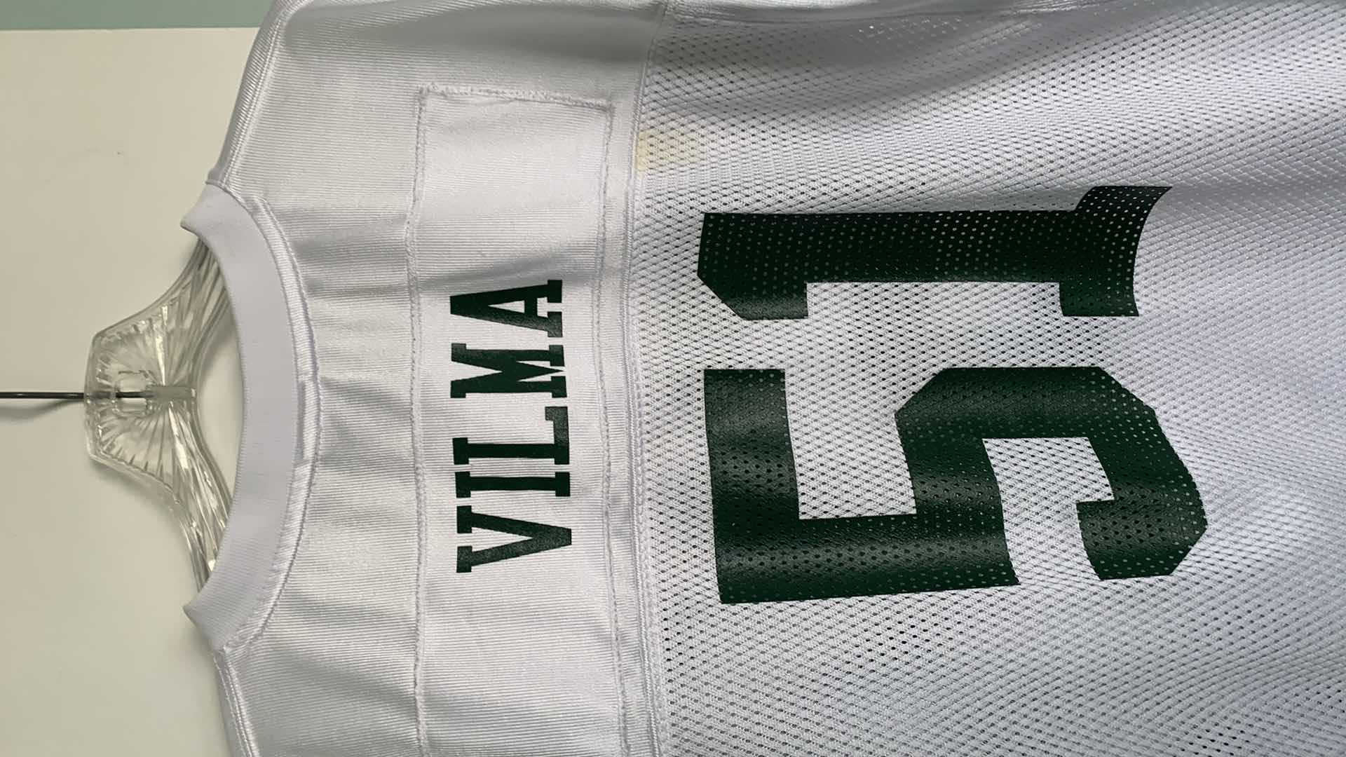Photo 5 of NFL NEW YORK JETS TSHIRT M AND JERSEY 51 VILMA