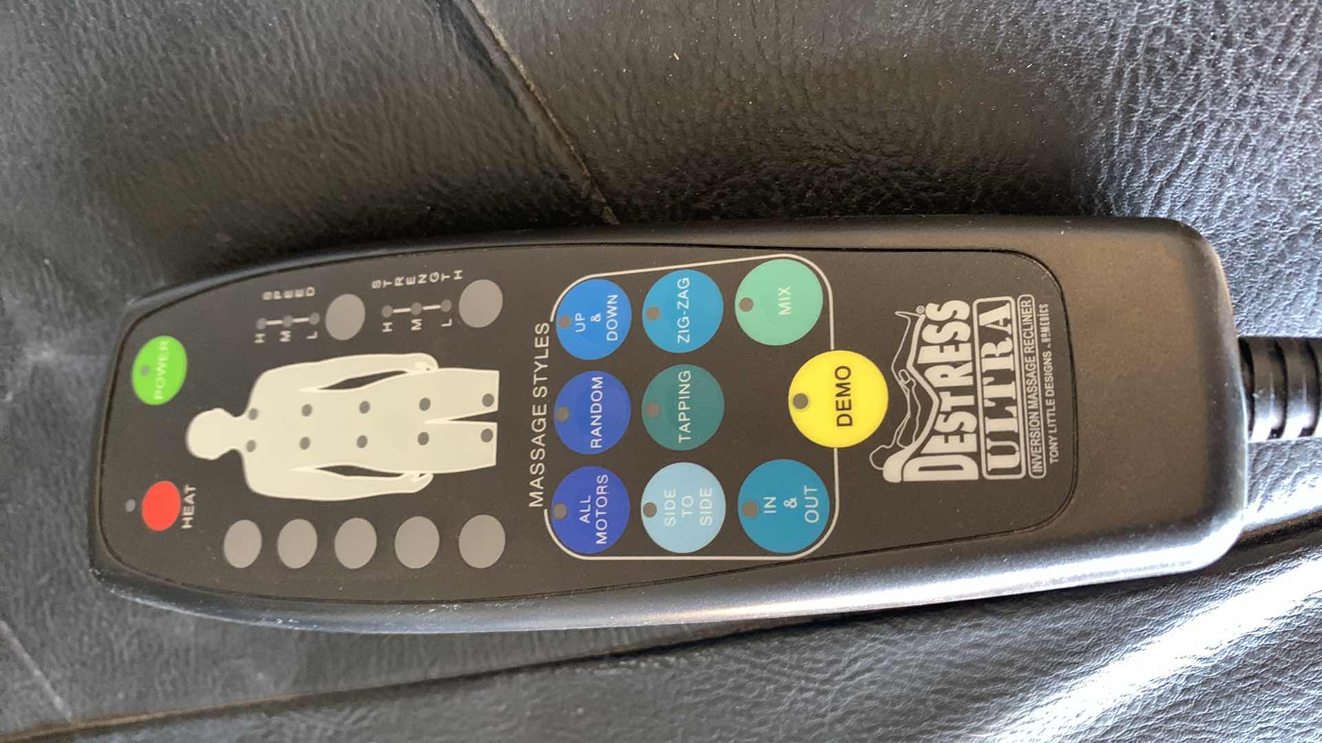 Photo 1 of HOMEDICS DESTRESS ULTRA INVERSION MASSAGE RECLINER