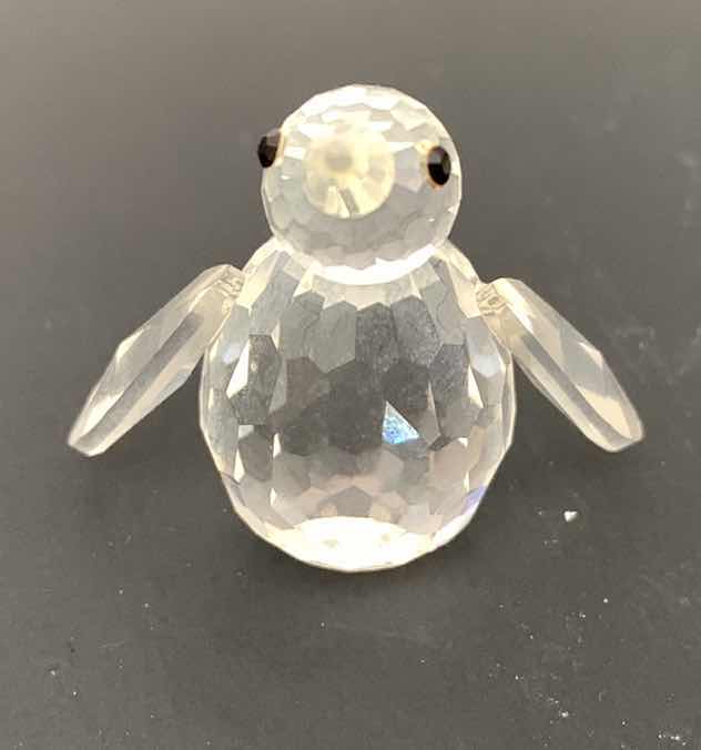 Photo 2 of SWAROVSKI CRYSTAL PENGUIN 7661 1 1/4” TALL