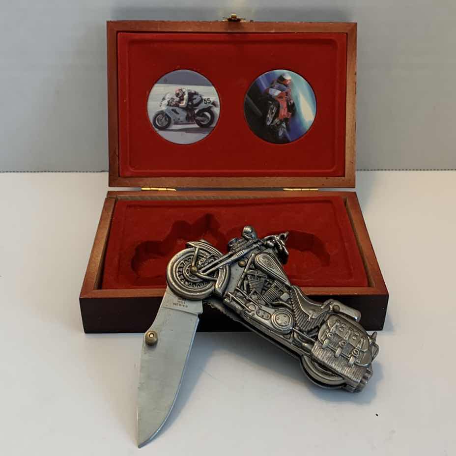 Photo 1 of MOTORCYCLE THEMED KNIFE WITH CASE