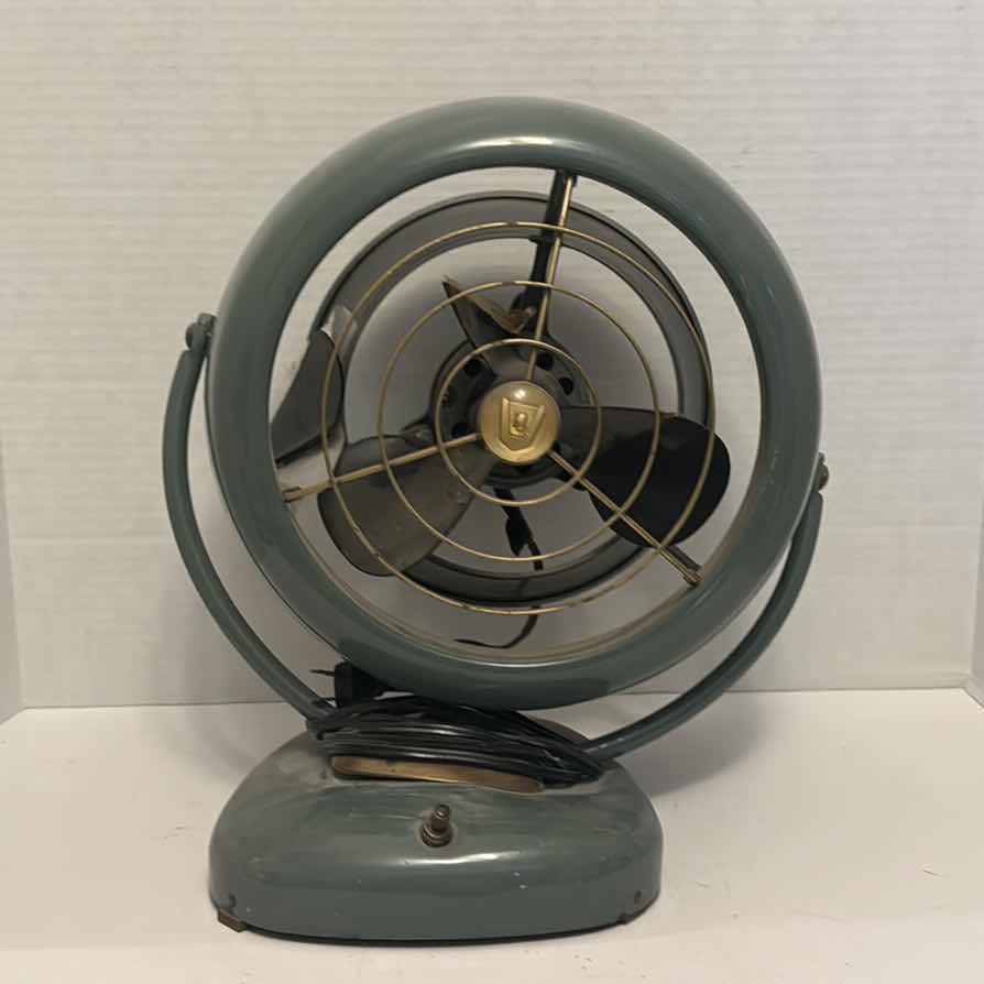 Photo 1 of $150 VINTAGE VORNADO FAN ONE OF 3 BLADES IS SEPARATED IN HALF BUT BOTH PIECES ARE PRESENT