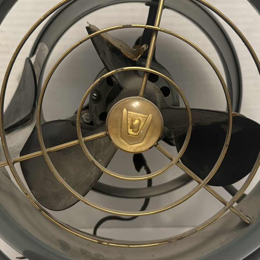 Photo 2 of $150 VINTAGE VORNADO FAN ONE OF 3 BLADES IS SEPARATED IN HALF BUT BOTH PIECES ARE PRESENT