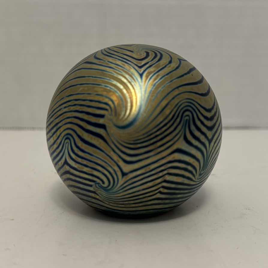 Photo 1 of SIGNED AND DATED  1982 ROBERT EICKHART PAPERWEIGHT