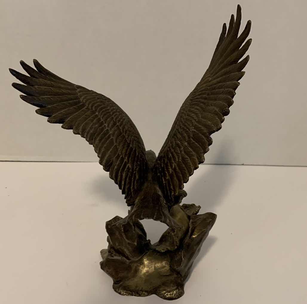 Photo 3 of “WINGS OF GLORY” SOLID BRONZE EAGLE BY VAN RUYCKEVELT