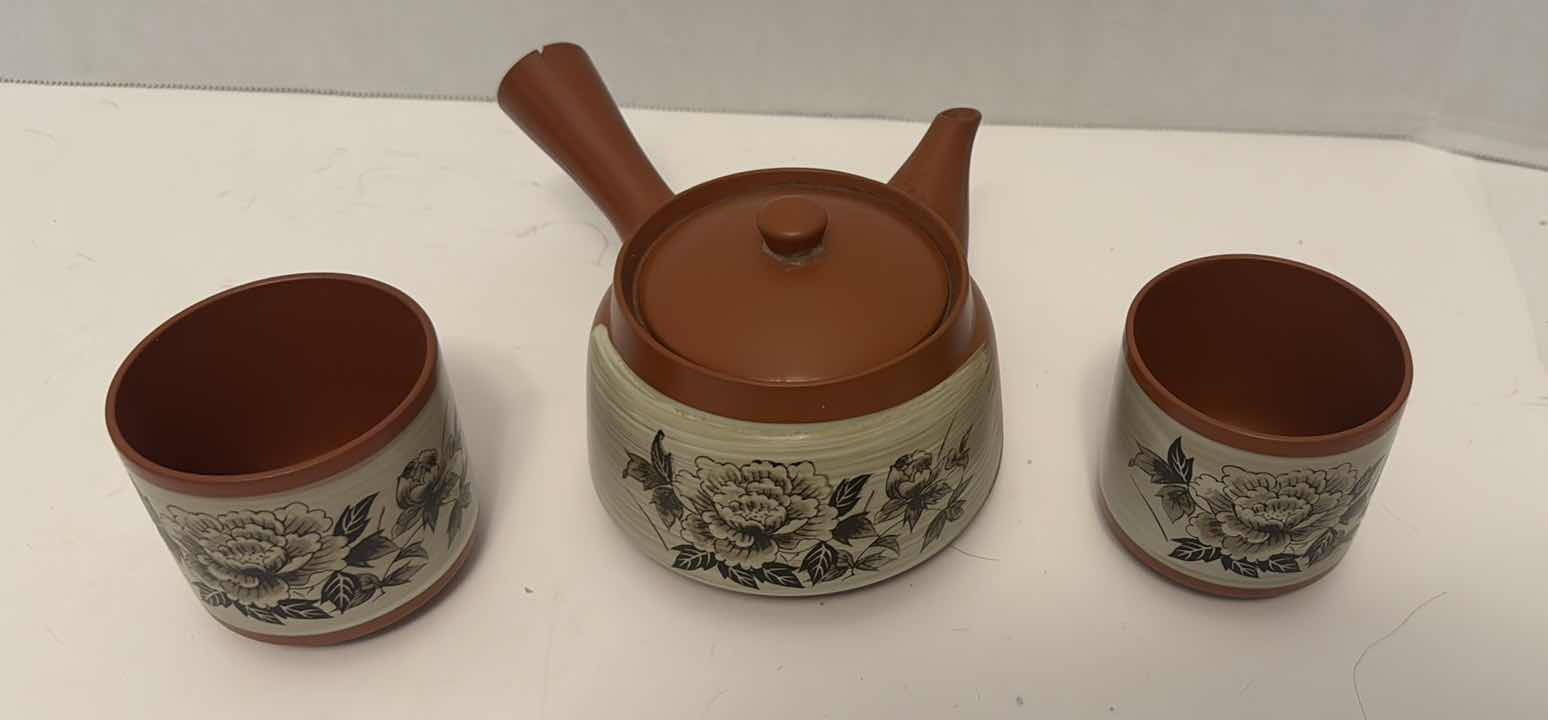 Photo 2 of JAPANESE TEA SET