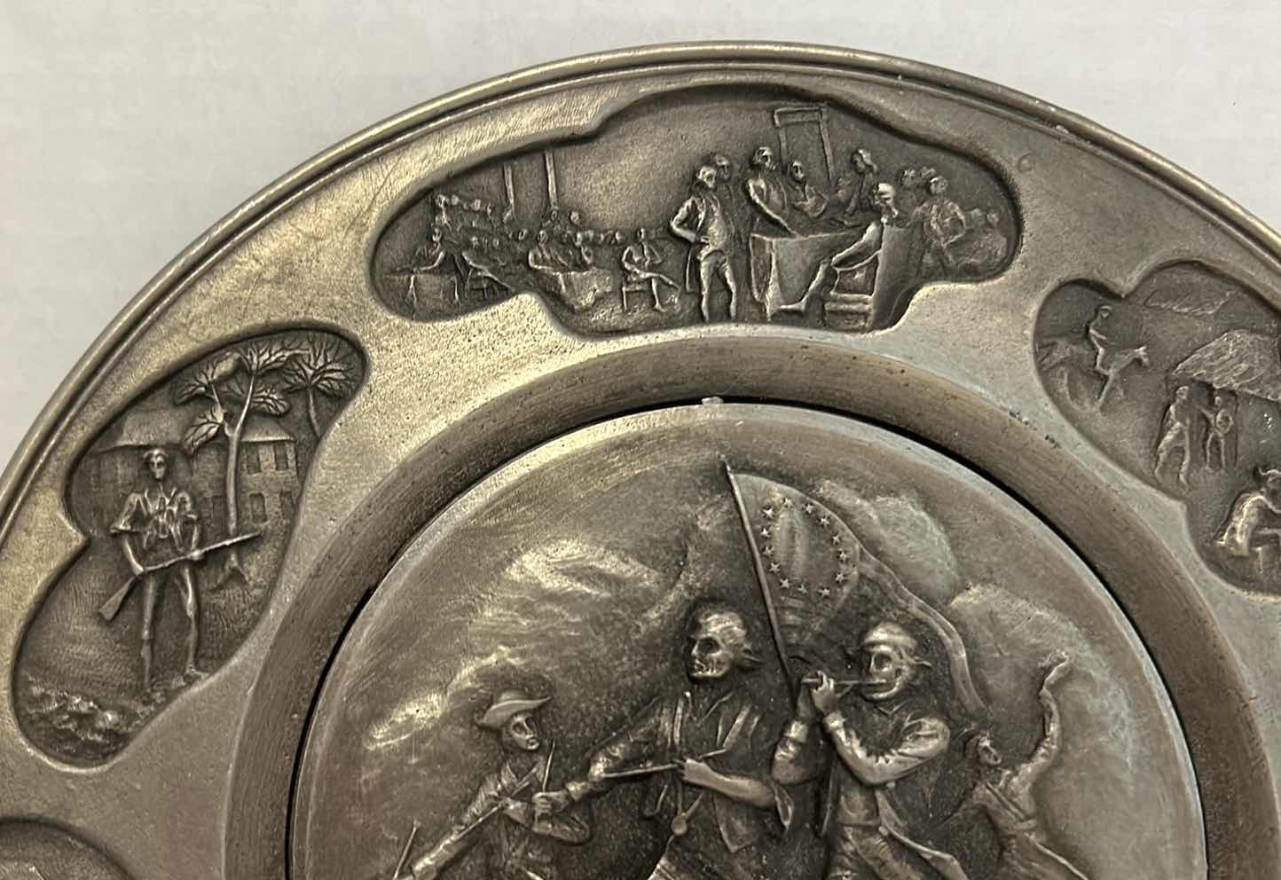 Photo 4 of HUDSON PEWTER DECLARATION OF INDEPENDENCE PLATE