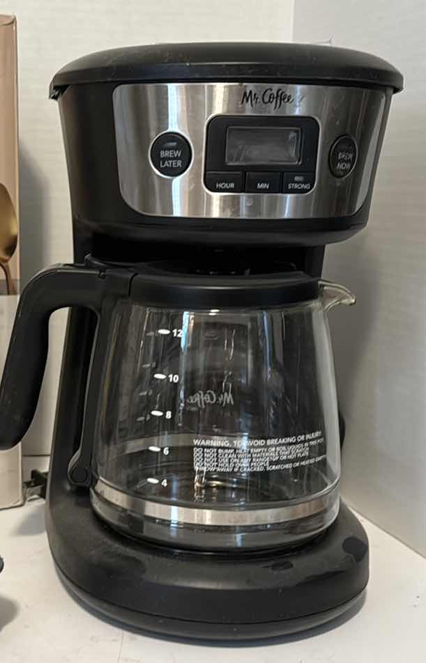 Photo 3 of KEURIG K-MINI PLUS AND MR. COFFEE DRIP COFFEE MAKER