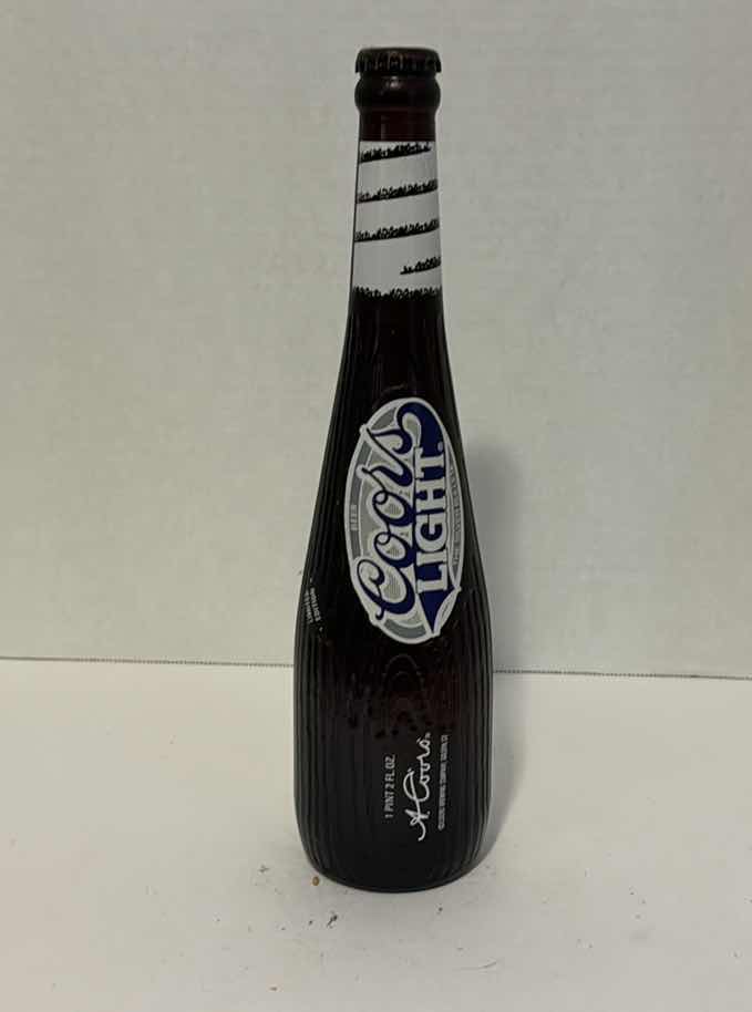 Photo 1 of COORS LIGHT BEER LTD EDITION BAT BOTTLE & CAP  Sports Bar Decor Brown Glass