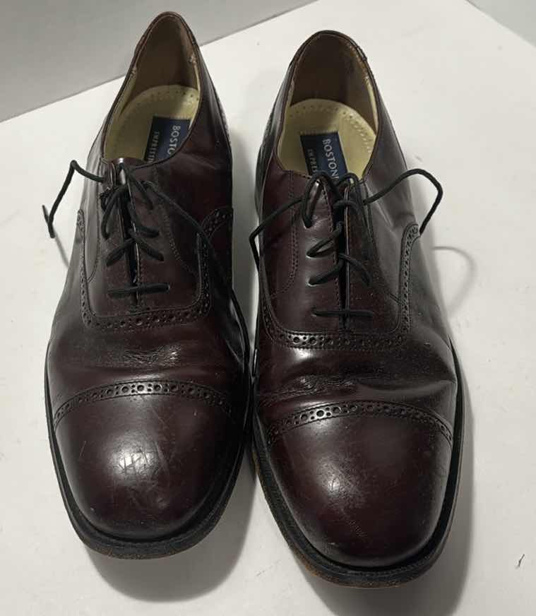 Photo 1 of MENS DRESS SHOE SIZE 13