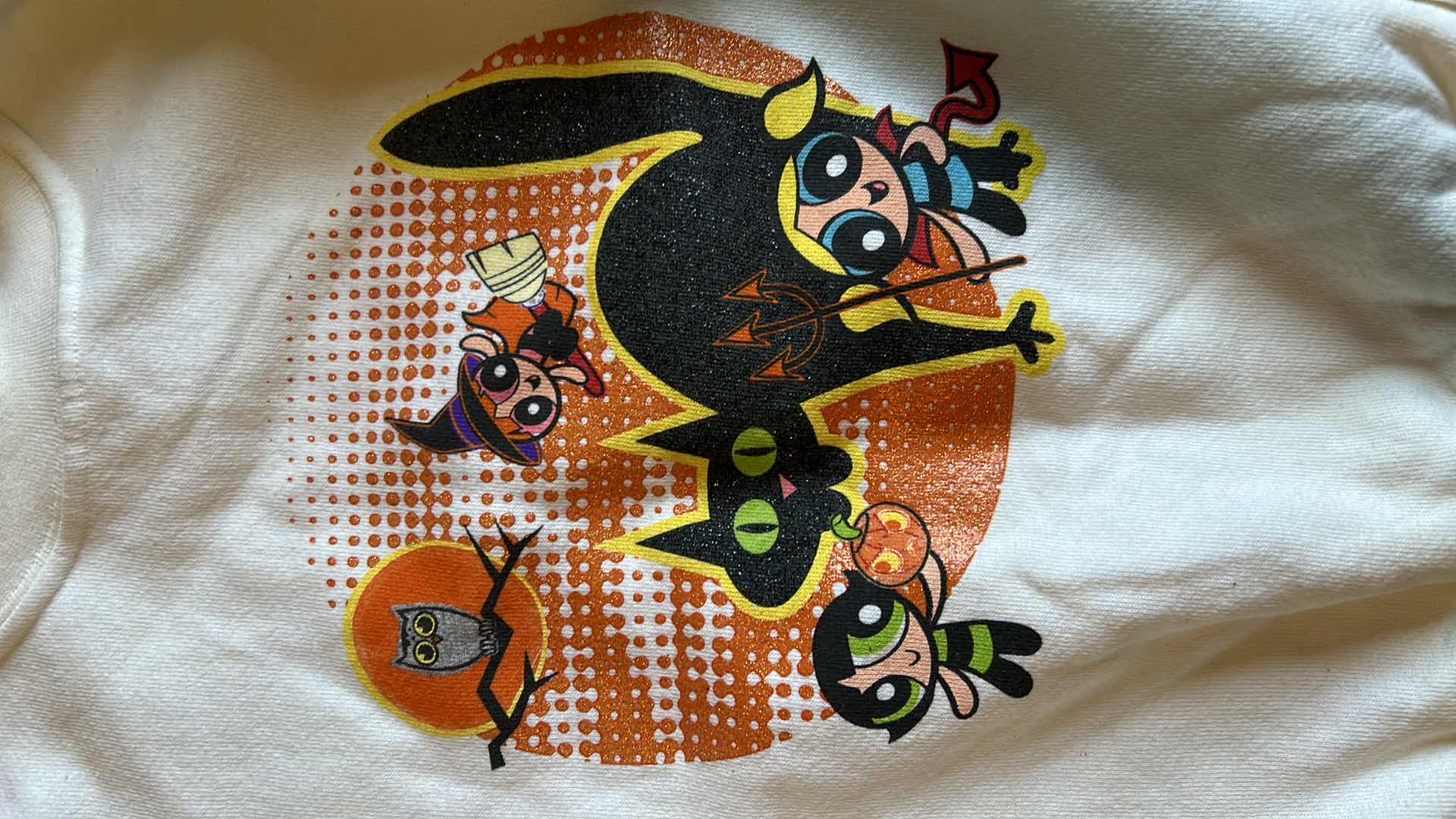 Photo 3 of THE POWERPUFF GIRLS HALLOWEEN SWEATER SIZE 10-12