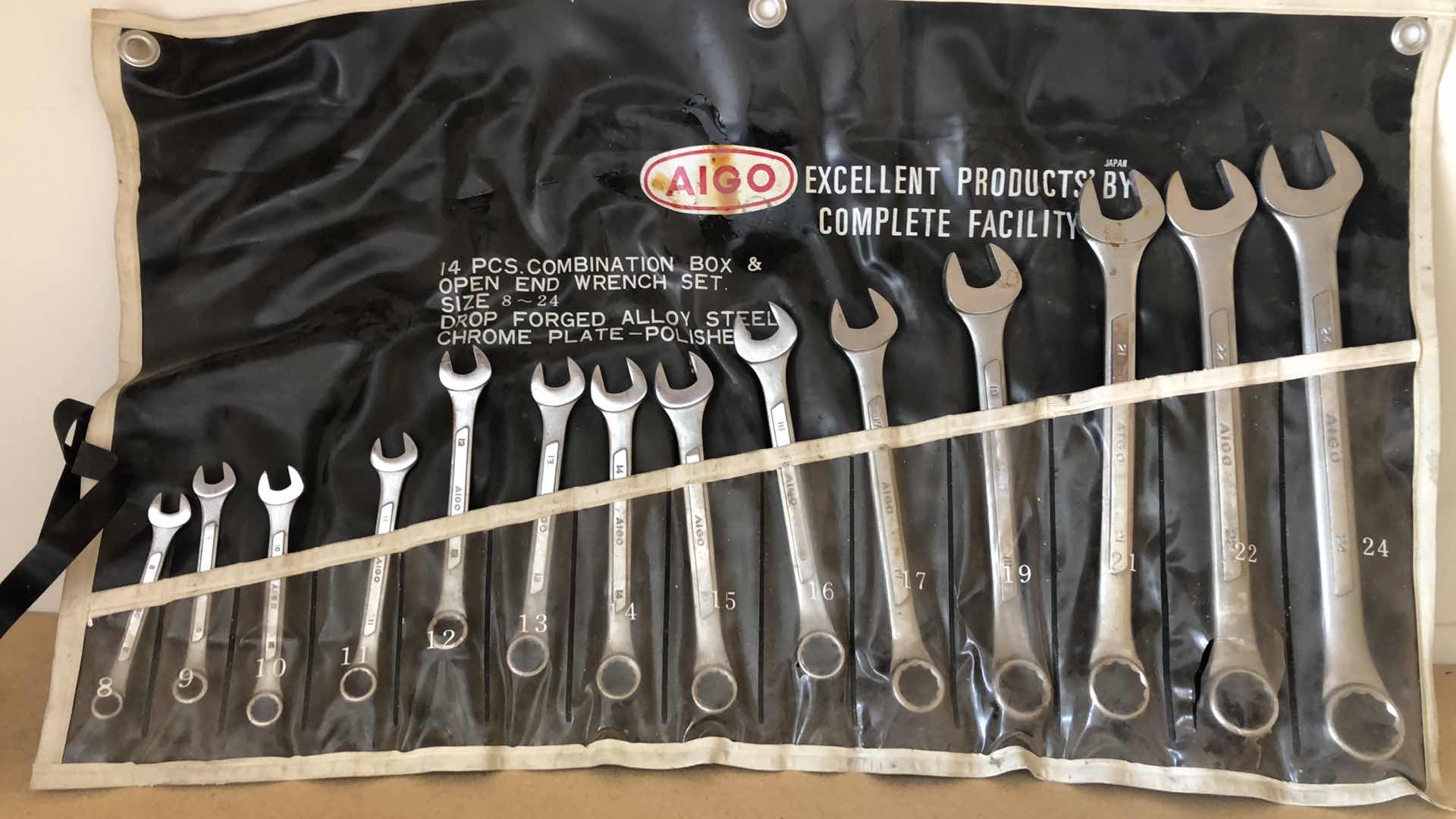 Photo 1 of AIGO 4 PCS, COMBO BOX AND OPEN END WRENCH SET SIZE 8-24