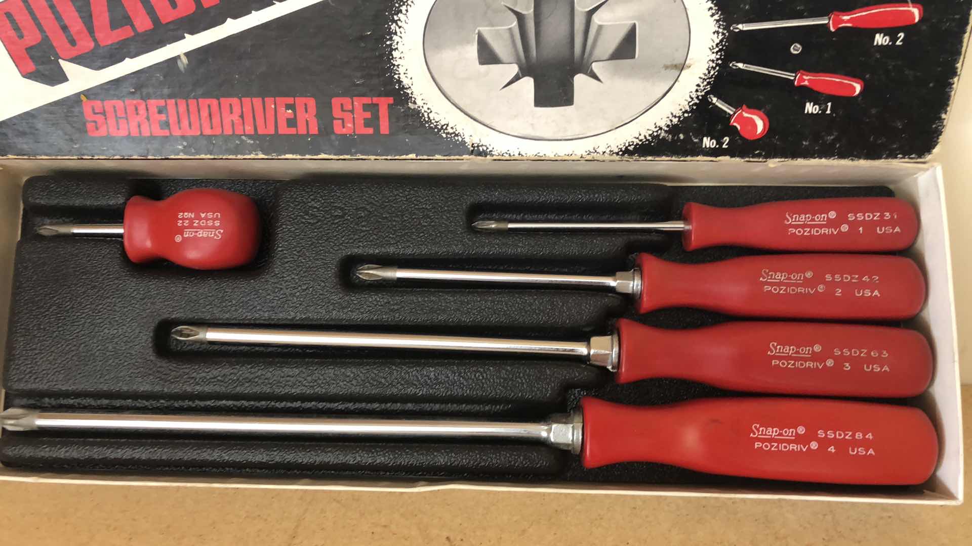 Photo 2 of VINTAGE SNAP-ON 5 PIECE POZIDRIV SCREWDRIVER SET SSDZ-50