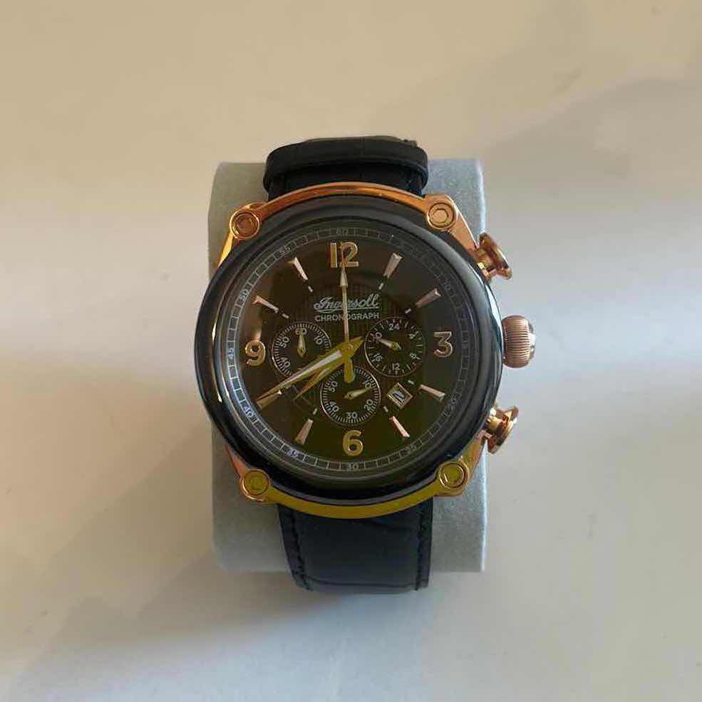 Photo 2 of NEW MENS WATCH