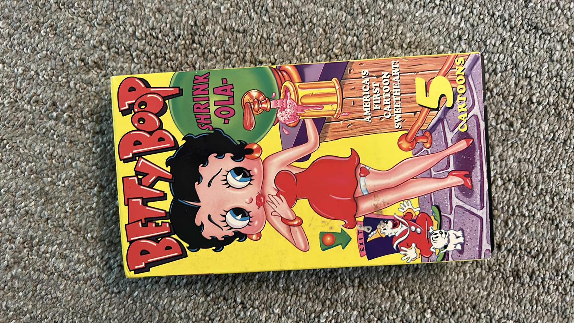 Photo 2 of BETTY BOOP COLLECTIBLES