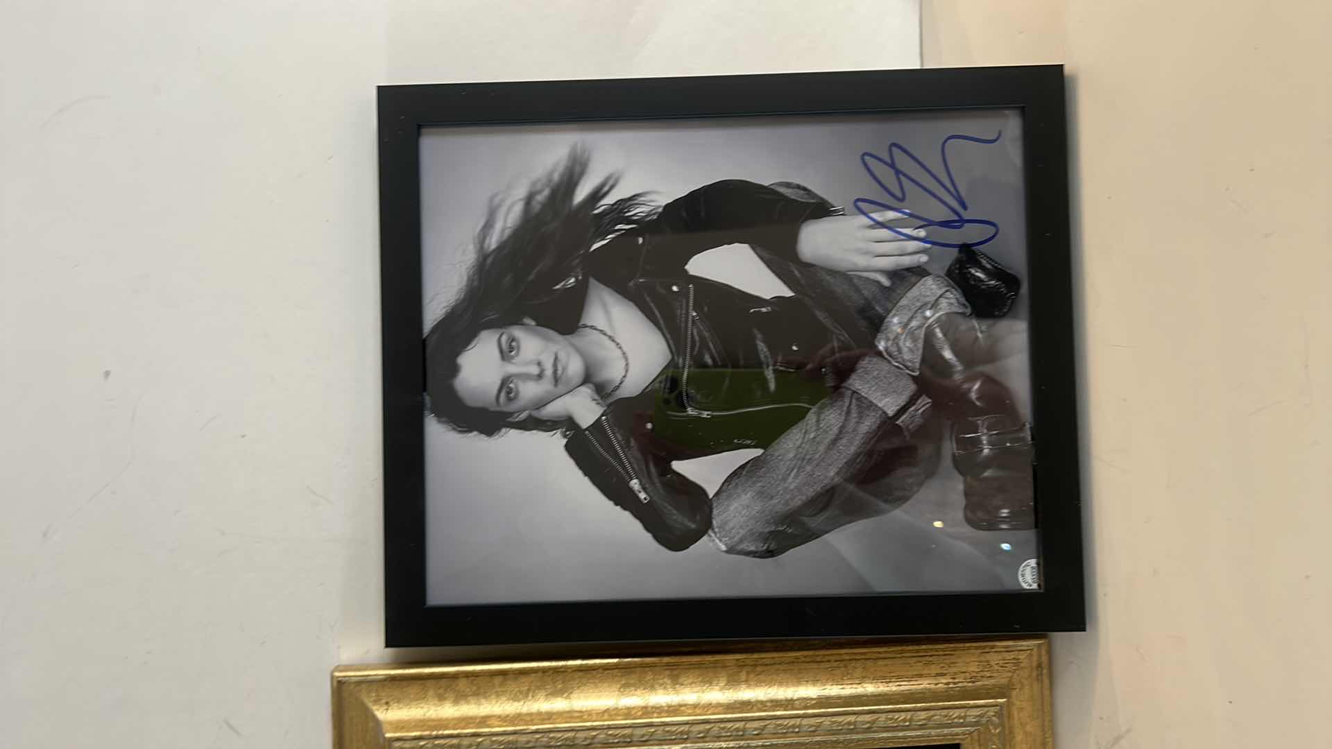 Photo 3 of ARTWORK- CELEBRITY SIGNED PHOTO, STRETCHED CANVAS & LEONARDO DA VINCI REPLICA LARGEST 11” x 11”