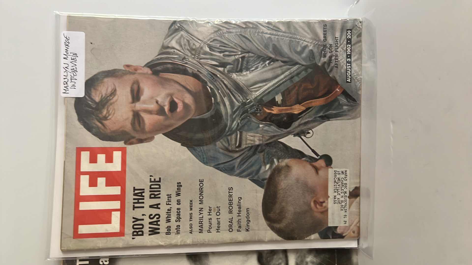 Photo 4 of 5-COLLECTIBLE VINTAGE 1960’S LIFE MAGAZINES