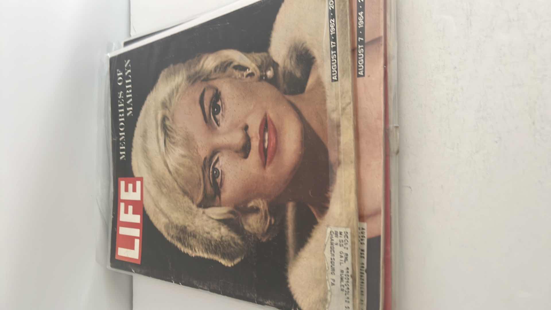 Photo 3 of 7-COLLECTIBLE LIFE MAGAZINE “MARILYN MONROE”