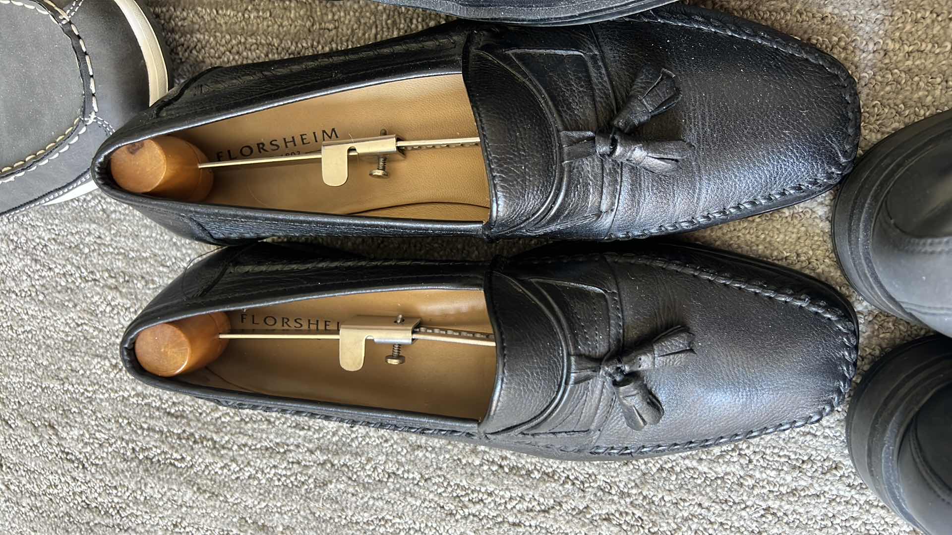 Photo 4 of 5 PAIRS- MEN’S DRESS SHOES (SIZE 12)