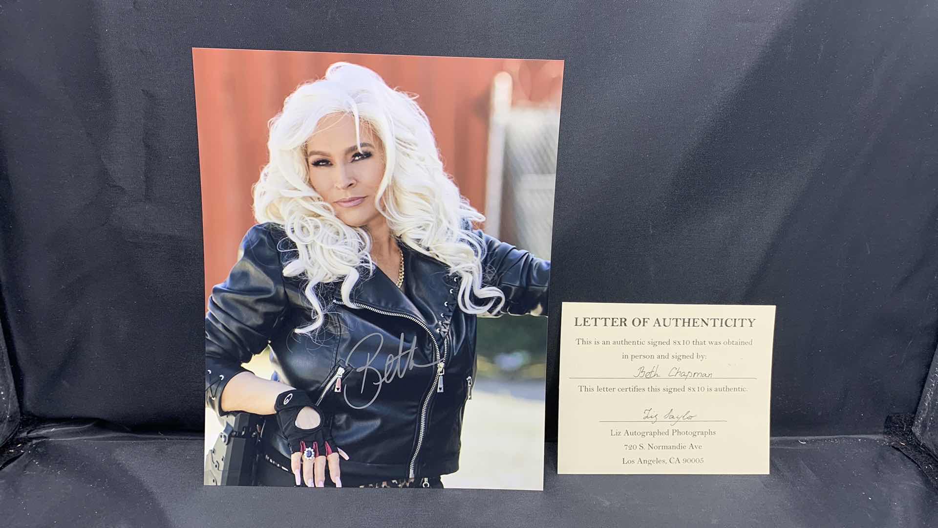 Photo 1 of BETH  CHAPMAN - SIGNED AUTOGRAPHED PHOTO W LETTER OF AUTHENTICITY 8” X 10”