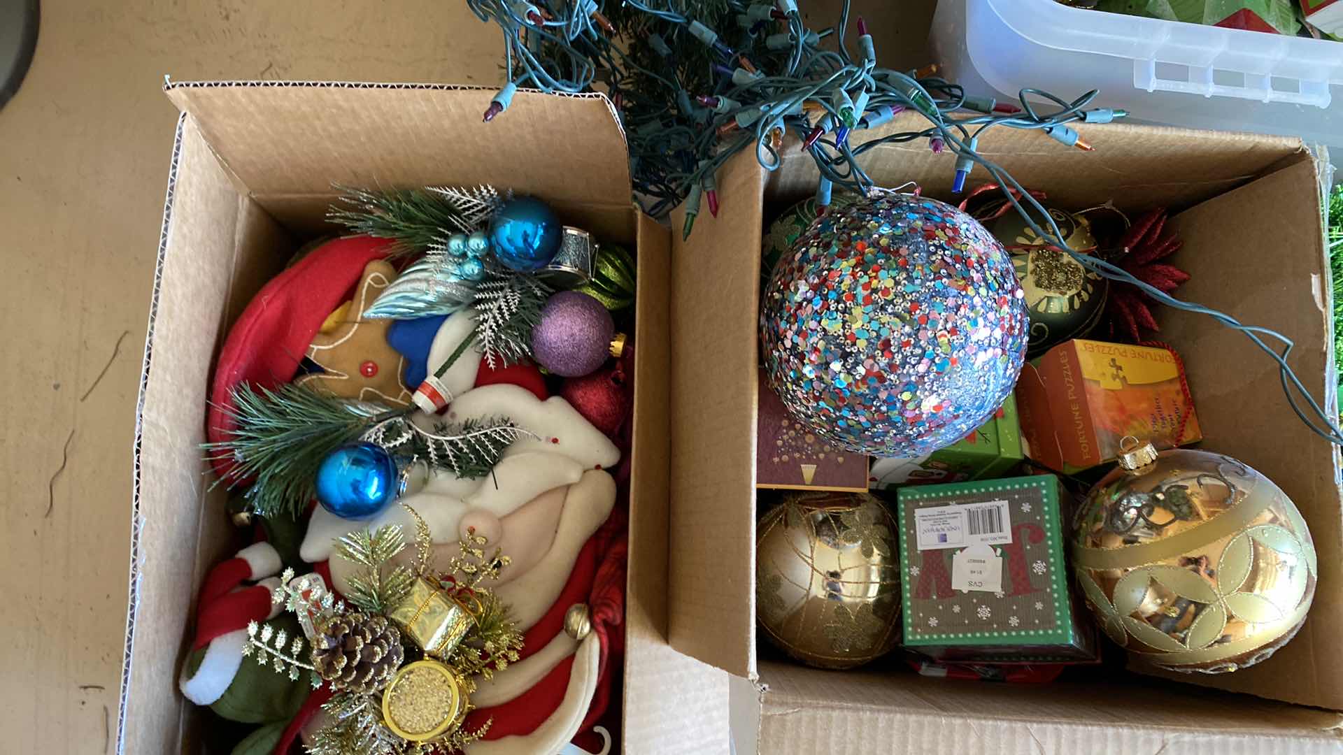 Photo 4 of ASSORTED CHRISTMAS DECOR IN GARAGE CABINET