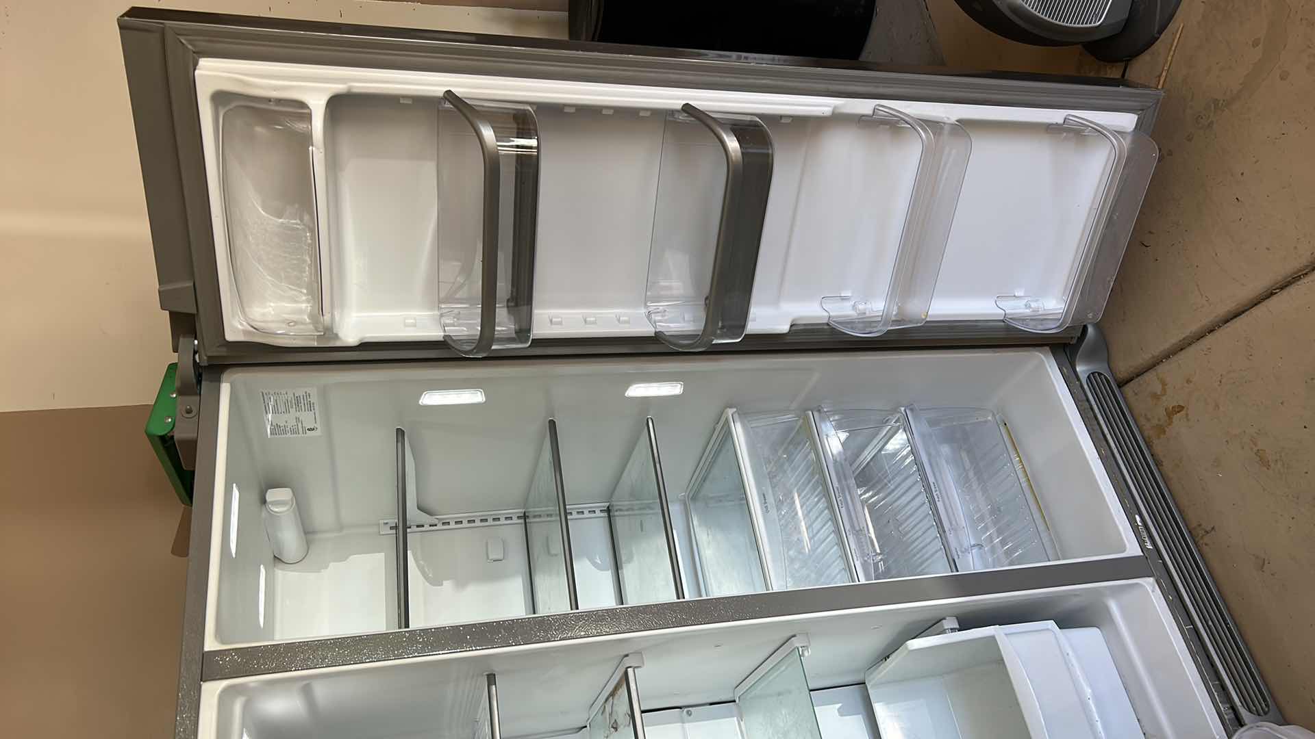 Photo 4 of FRIGIDAIRE GALLERY SIDE BY SIDE REFRIGERATOR FREEZER 
36” x 32” x 6’