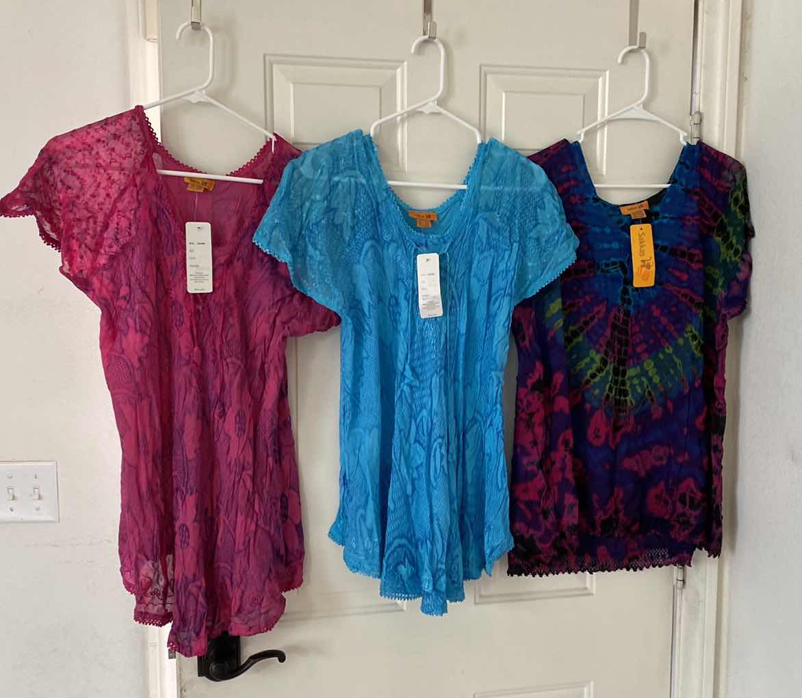 Photo 1 of NEW WITH TAGS WOMENS PLUS SIZE TOPS