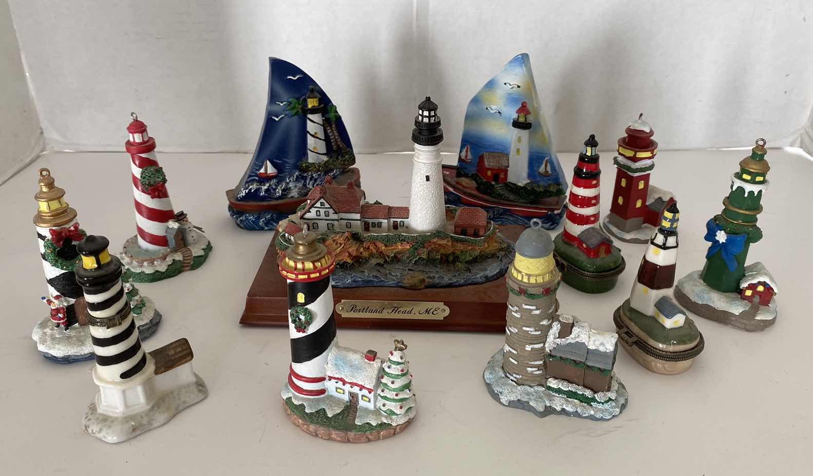 Photo 1 of CERAMICS AND WOOD LIGHT HOUSE ASSORTMENT TALLEST 4.5”