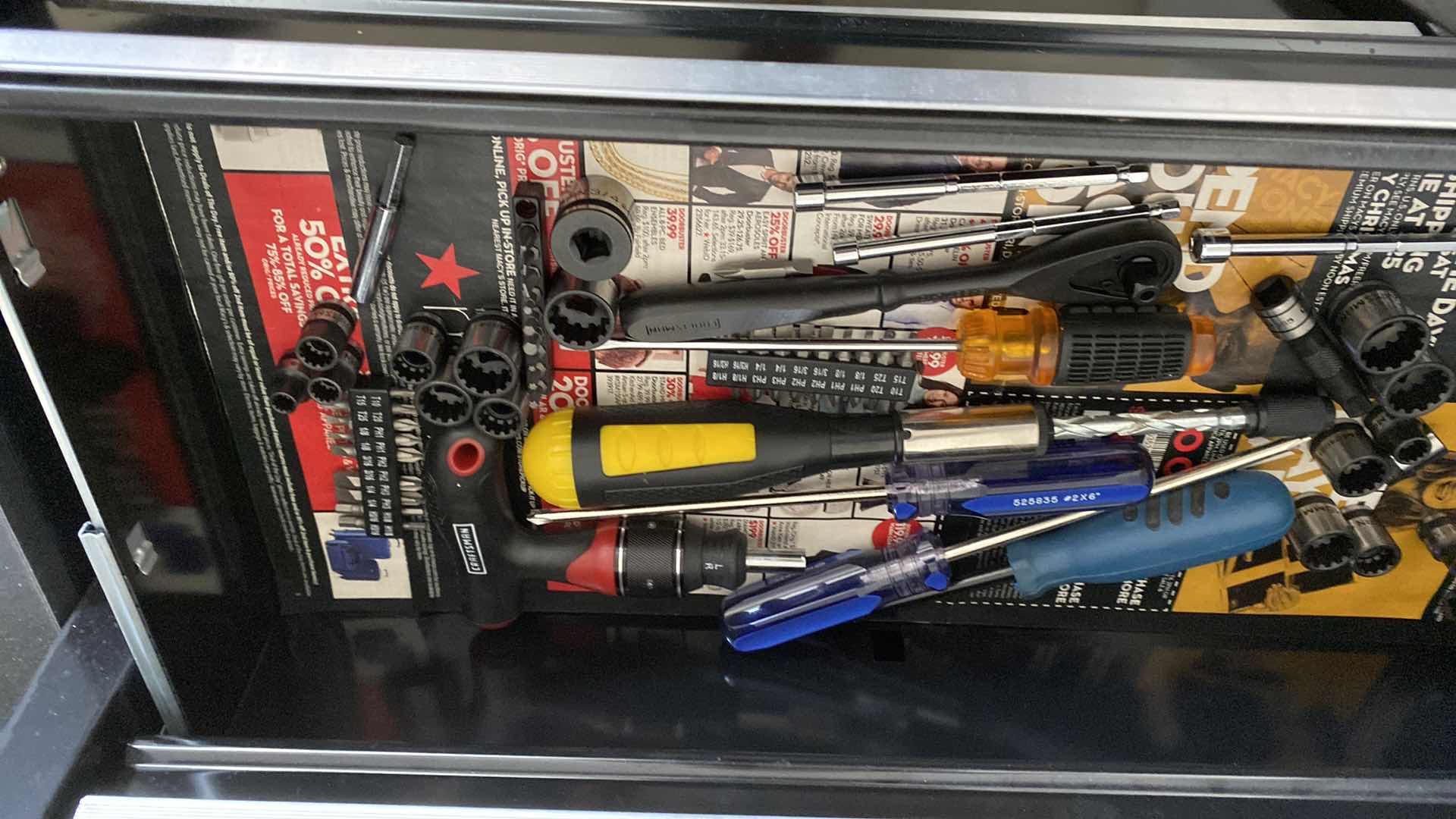 Photo 5 of CRAFTSMAN TOOLBOX WITH CONTENTS 26“ x 20“ H 46”