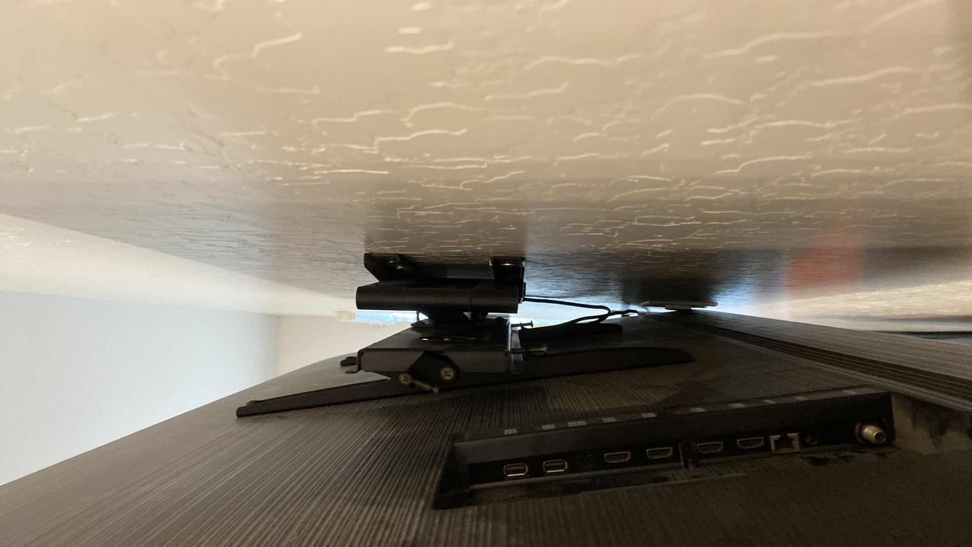 Photo 1 of SAMSUNG 65” TV INCLUDES REMOTE  AND WALL BRACKET - BUYER TO REMOVE