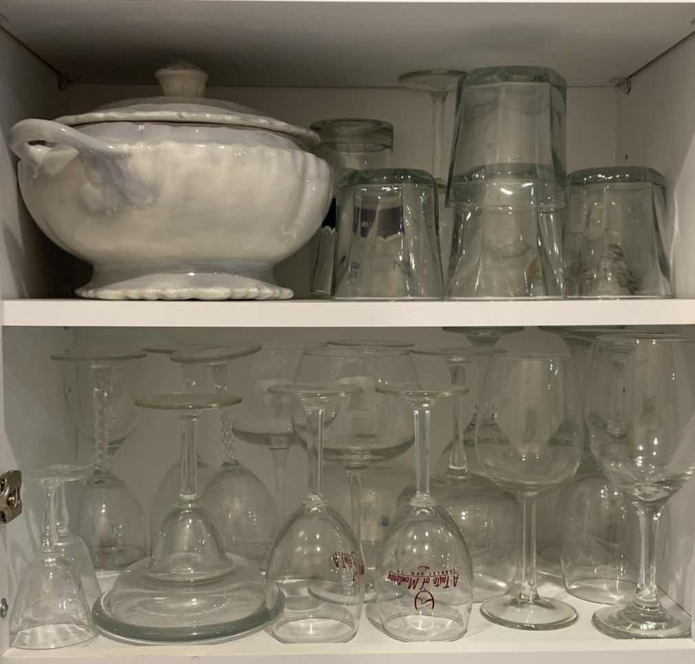 Photo 1 of CON TENTS 2 SHELVES BUTLER PANTRY GLASSES AND TUREEN (MISSING LADLE)
