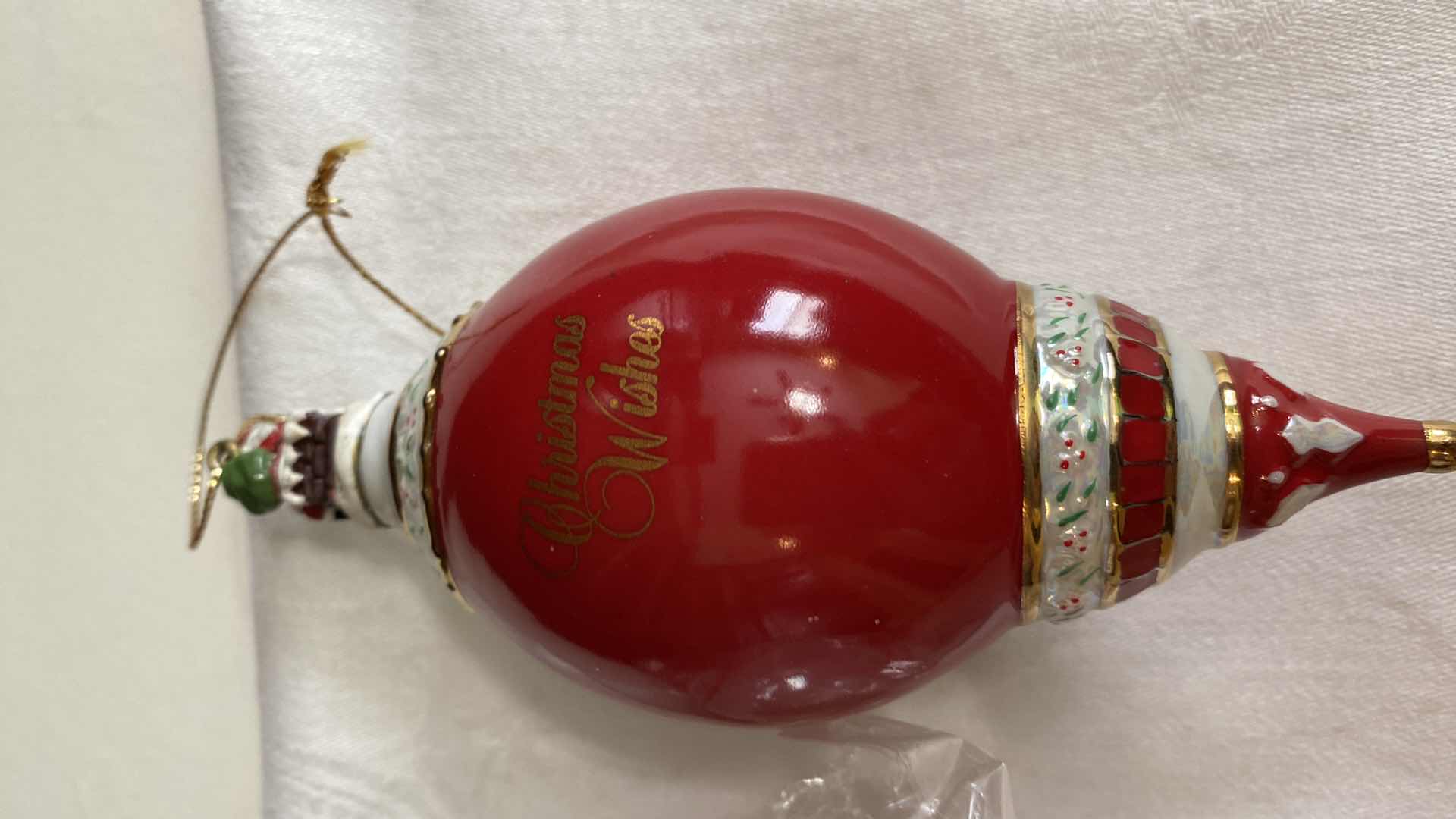 Photo 7 of VINTAGE THREE BRADFORD EXCHANGE COLLECTIBLE ORNAMENTS WITH CERTIFICATE OF AUTHENTICITY