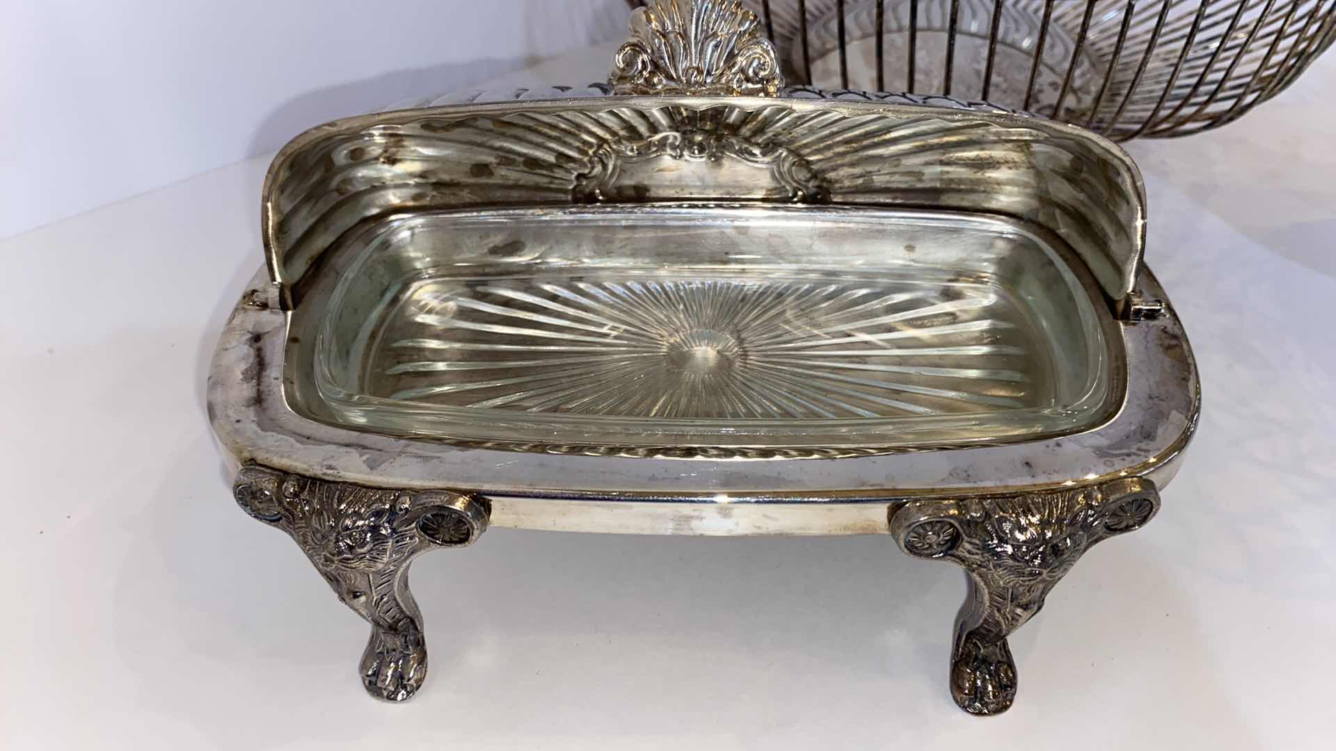 Photo 4 of LEONARD SILVERPLATE BREAD BASKET, FB ROGERS SILVERPLATE BUTTER DISH AND MORE