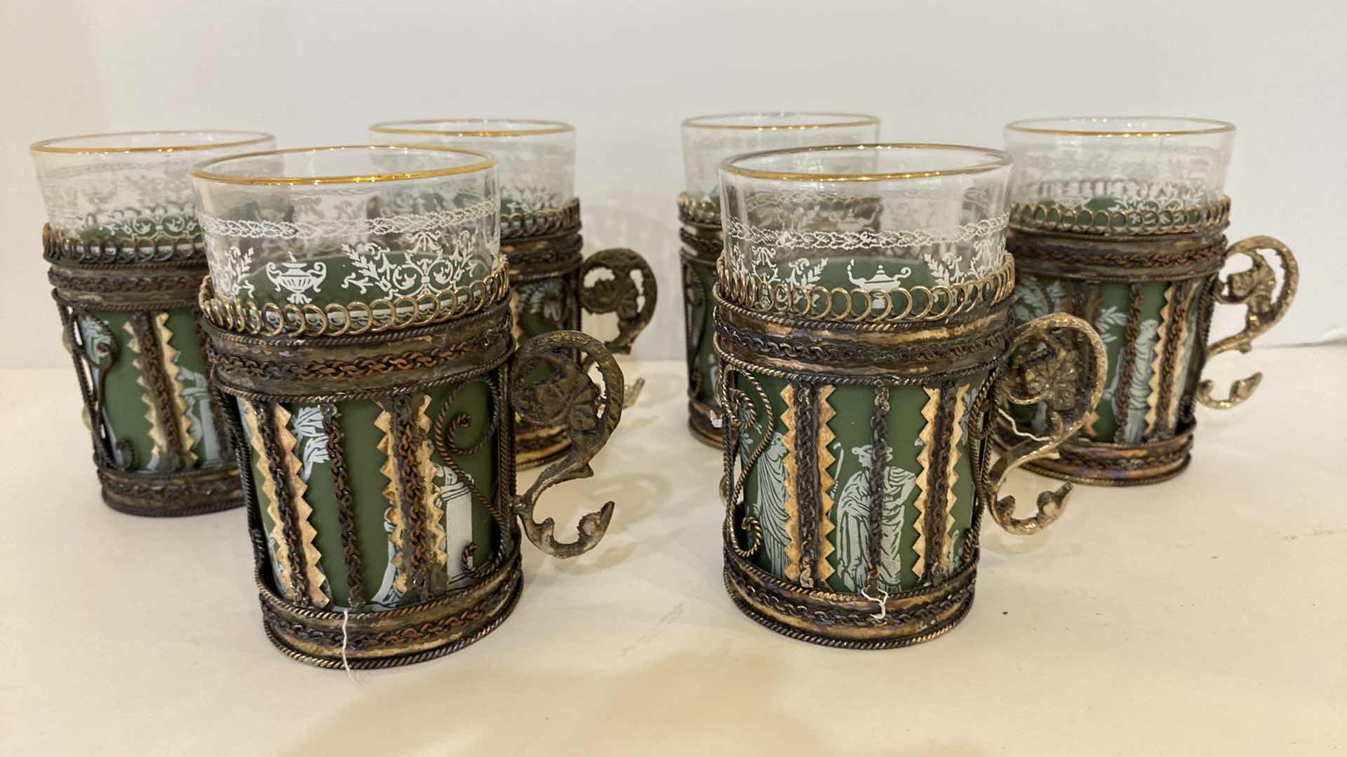 Photo 1 of VINTAGE SET OF 6 GOLD GREEK RIMMED GLASS CUPS H 4”