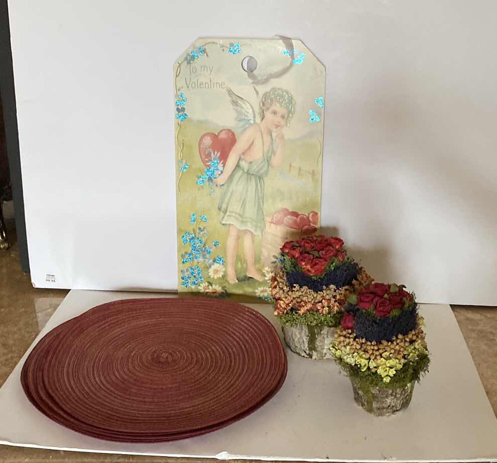 Photo 1 of 8 PLACEMATS, FLORALS AND MORE