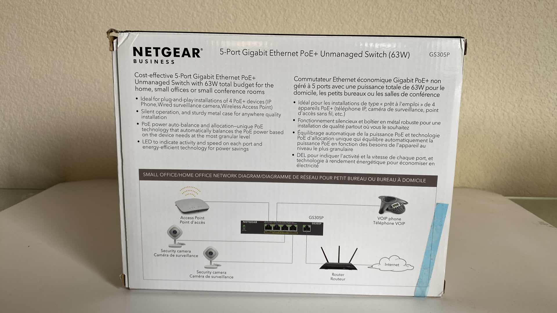 Photo 2 of NETGEAR GS305p 5 PORT GIGABITE ETHERNET