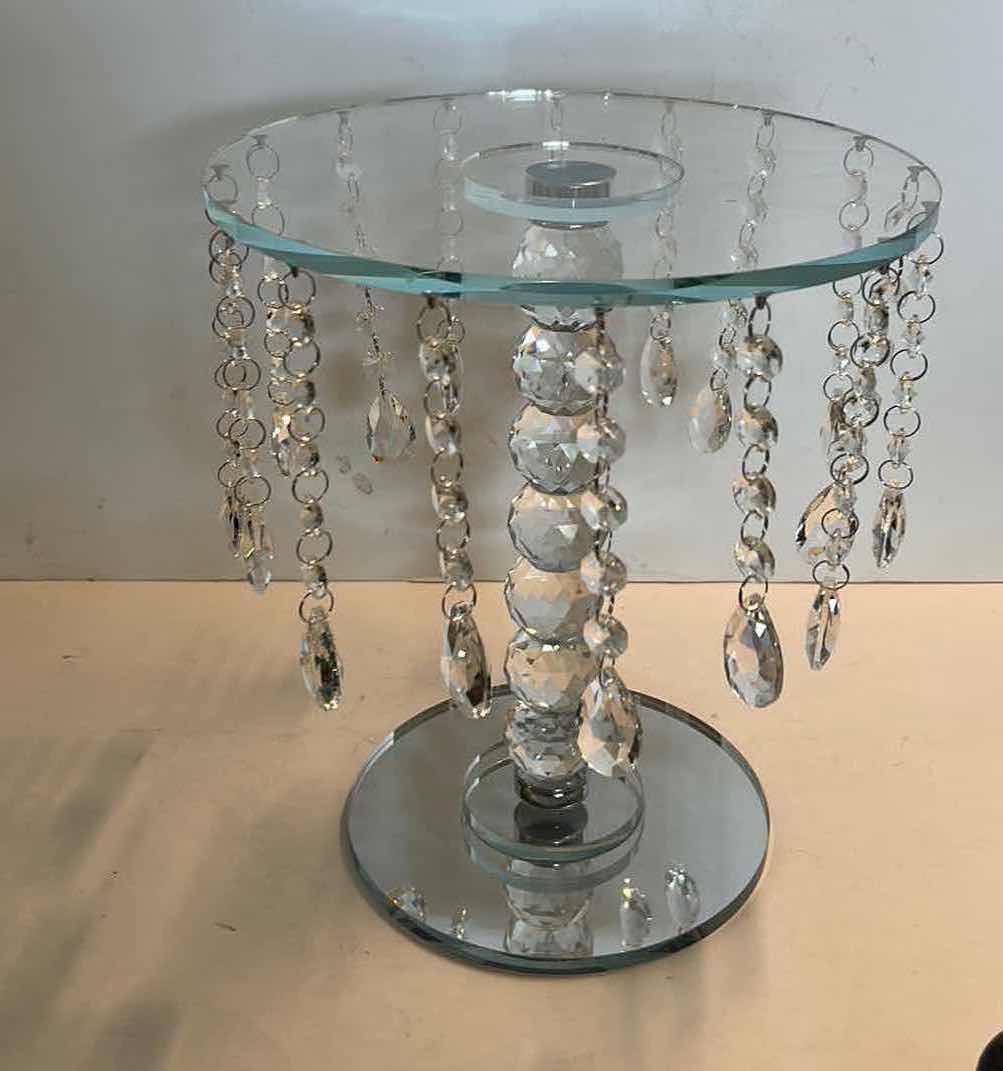 Photo 1 of CRYSTAL, MIRROR AND GLASS DISPLAY STAND 
10“ x 11“