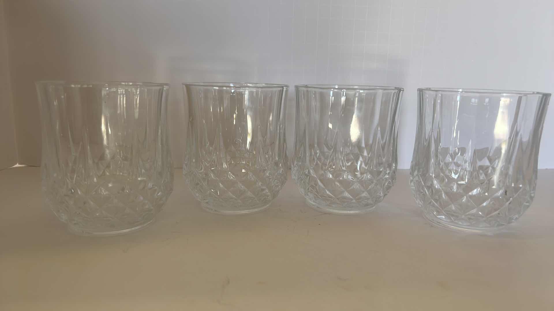 Photo 5 of CRYSTAL DECANTER ABD 4 CRYSTAL GLASSES WITH SILVER TRAY AND SCOTCH LABEL