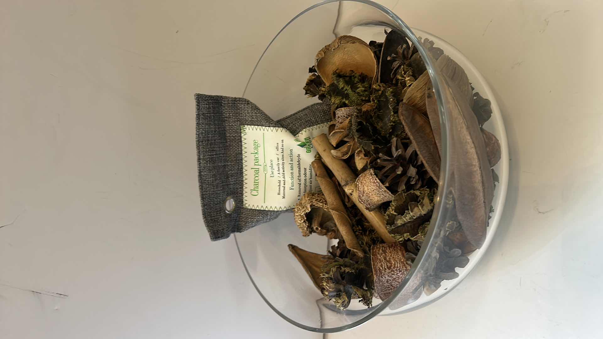 Photo 1 of HOME DECOR ASSORTMENT