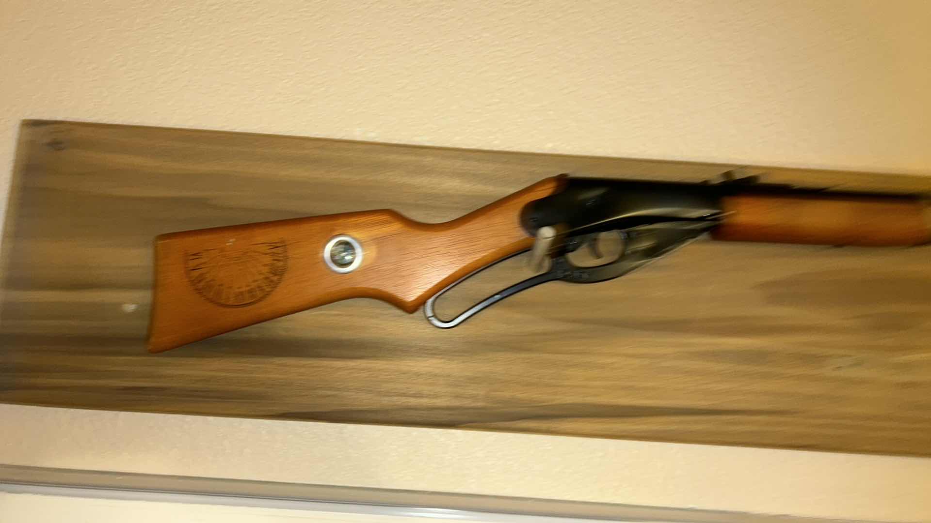 Photo 1 of DAISY VINTAGE BB GUN ON MOUNT 4’ x 9 1/2”