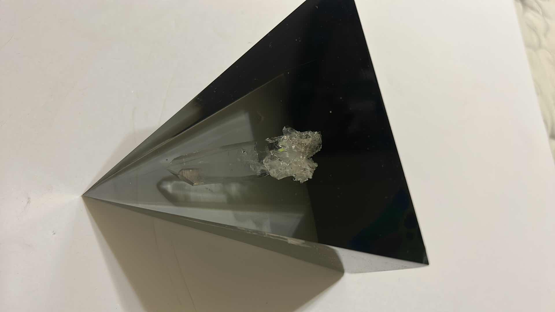 Photo 2 of PYRAMID WITH CRYSTAL 6”